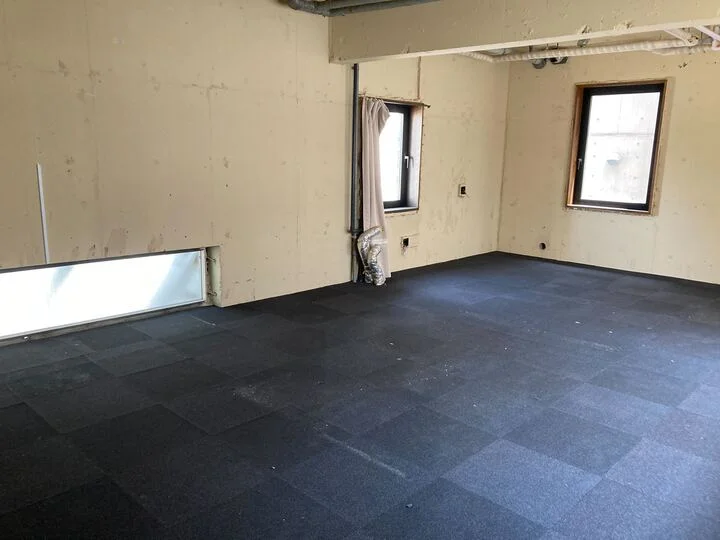 金町の事務所仕様店舗物件の内装