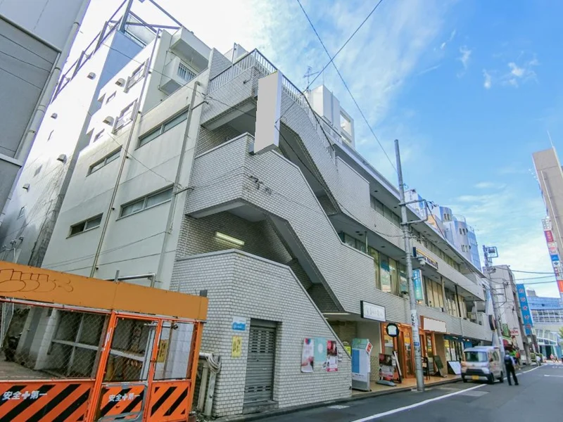 西葛西のスケルトン店舗物件の外観