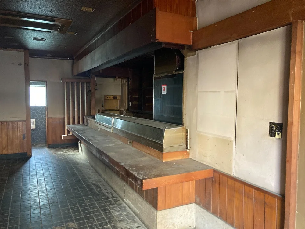 新所沢の居抜き店舗の内装