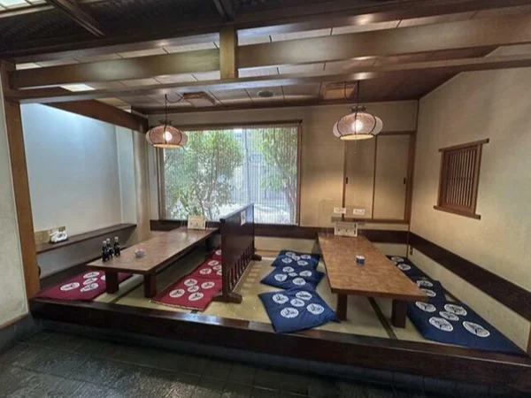 上板橋のうどん・そば居抜きの内装