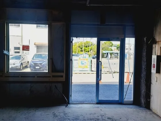 貸店舗(スケルトン)の内装