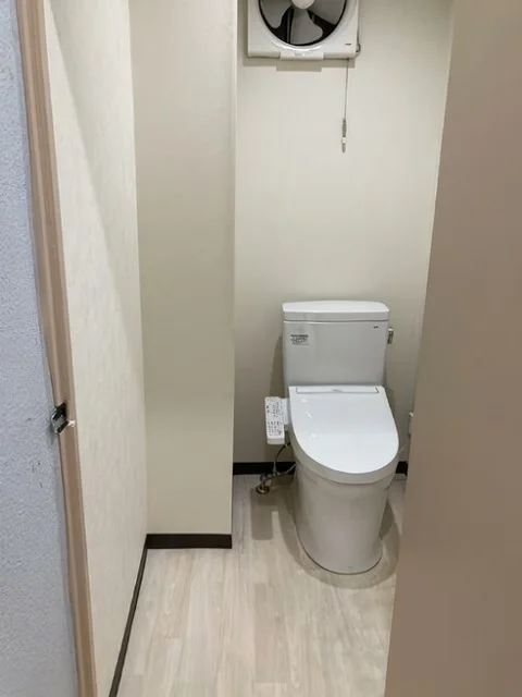 五反野の事務所仕様店舗物件の内装