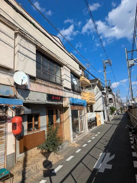 下高井戸のスケルトン店舗物件の外観