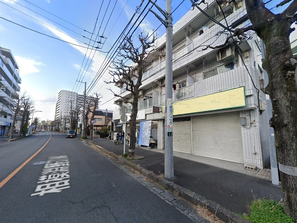 貸店舗(スケルトン)の外観