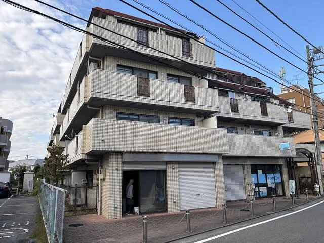 京王よみうりランドの事務所仕様店舗物件の外観