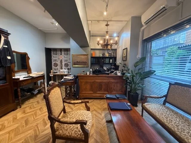 表参道の物販居抜きの内装