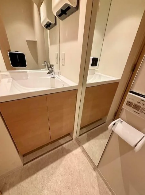 焼鳥・焼きとんの居抜き物件の内装