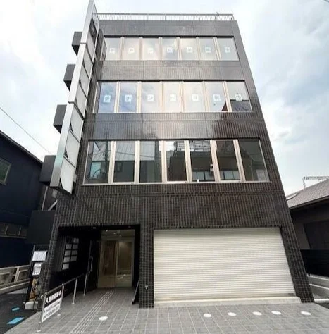 越谷のBAR・ショットバー居抜きの外観