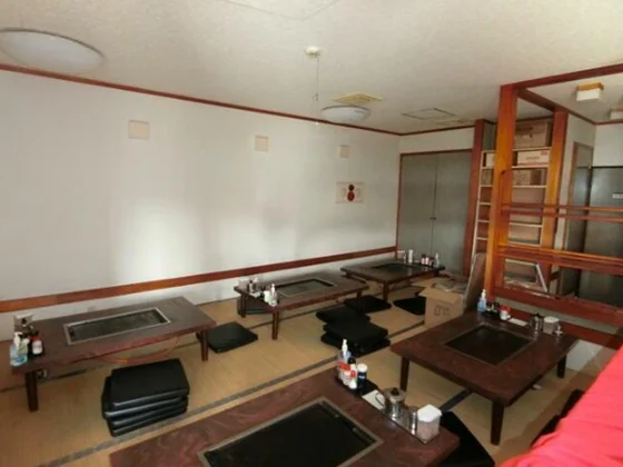 新松戸のお好み焼き居抜きの内装