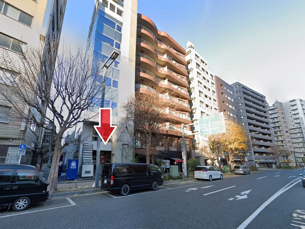 西新宿五丁目のスケルトン店舗物件の外観