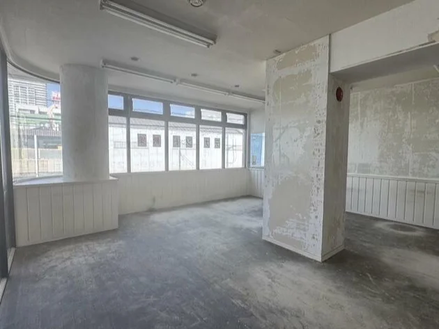 杉田のスケルトン物件の内装