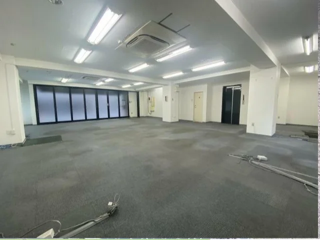 両国の事務所仕様店舗物件の内装