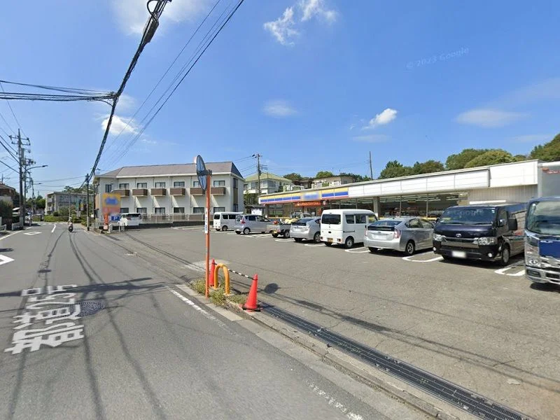 貸店舗(スケルトン)の外観