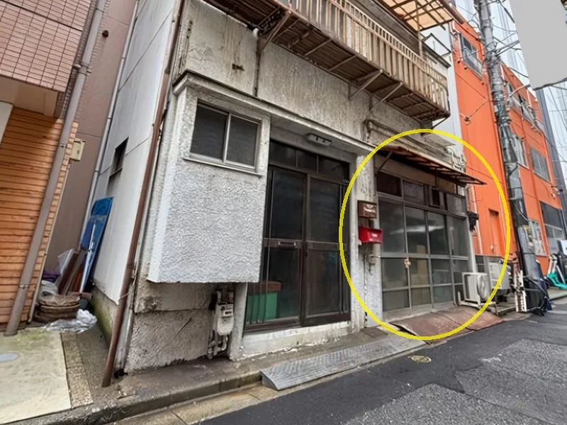 貸店舗(スケルトン)の外観