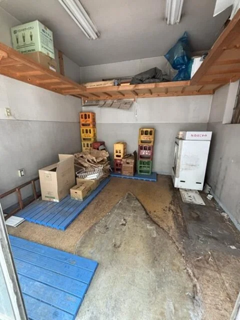 貸店舗(スケルトン)の内装