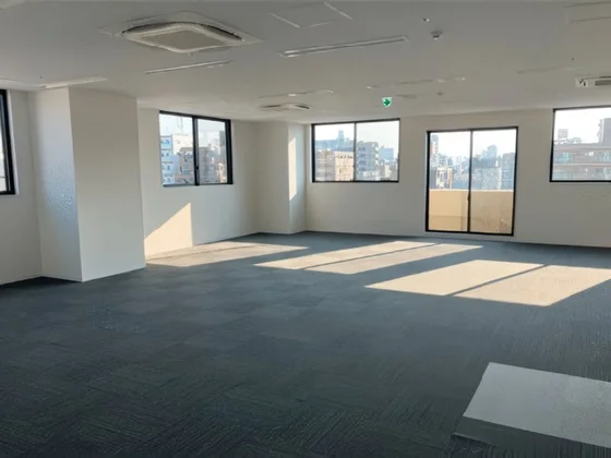 浅草の事務所仕様物件の内装