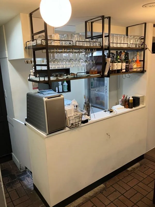 月島の焼肉屋居抜きの内装