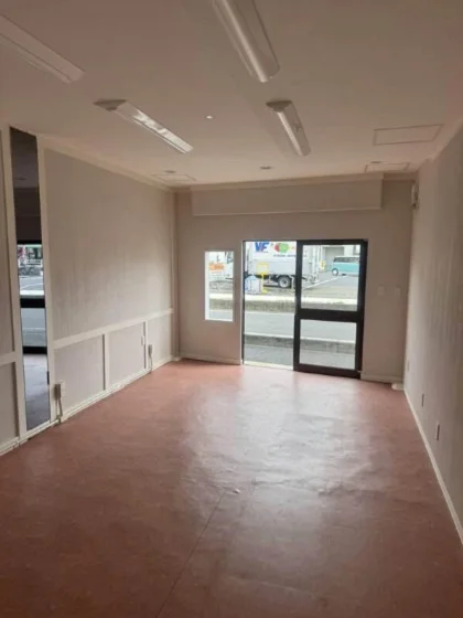 蕨の事務所仕様物件の内装