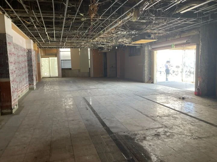 貸店舗(スケルトン)の内装