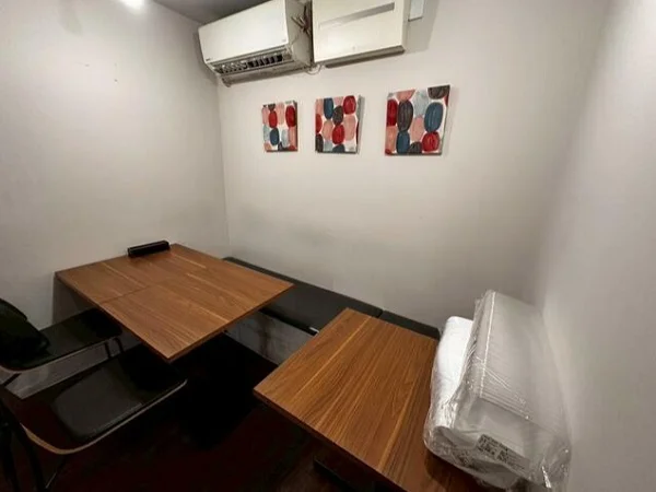 韓国料理の居抜き物件の内装