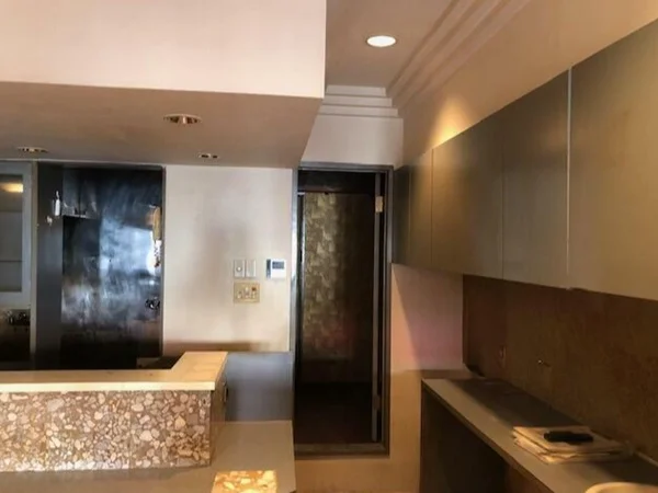 石川町のカフェ・喫茶店居抜きの内装