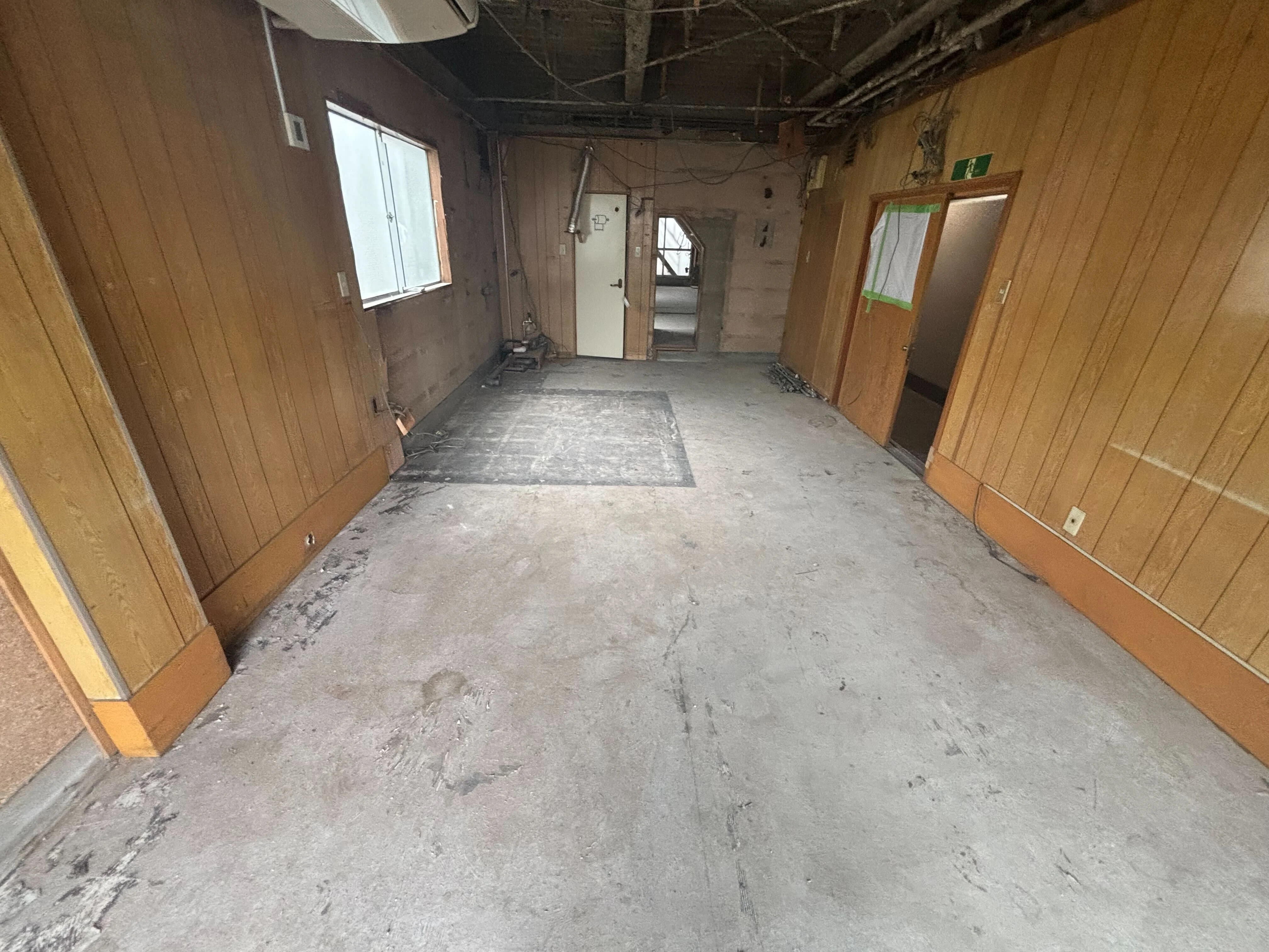 北千住のスケルトン物件の内装