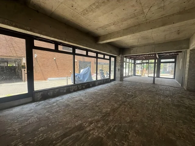 白金高輪のスケルトン物件の内装