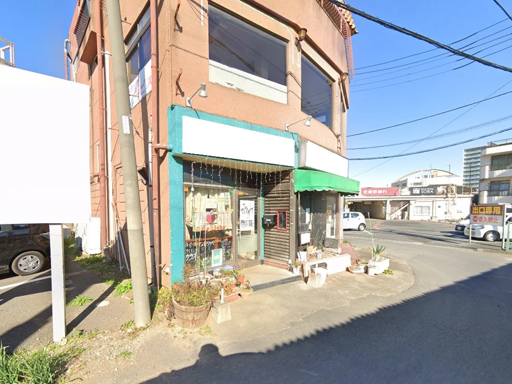 カフェ・喫茶店の居抜き物件の外観