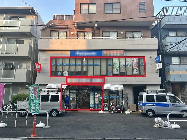 喜多見の事務所仕様店舗物件の外観