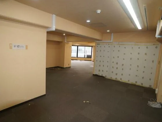王子の事務所仕様店舗物件の内装