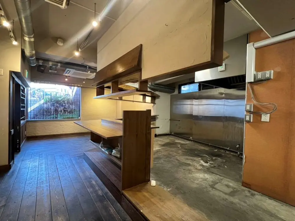 大泉学園の居抜き店舗の内装