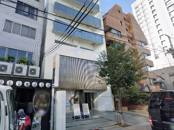 貸店舗(スケルトン)の外観