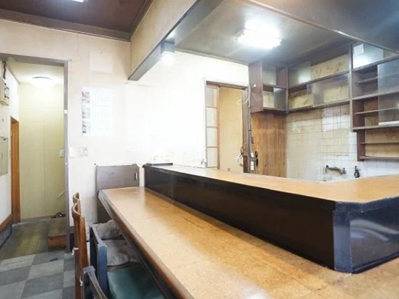 居酒屋の居抜き物件の内装