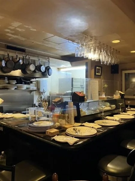 フレンチの居抜き物件の内装