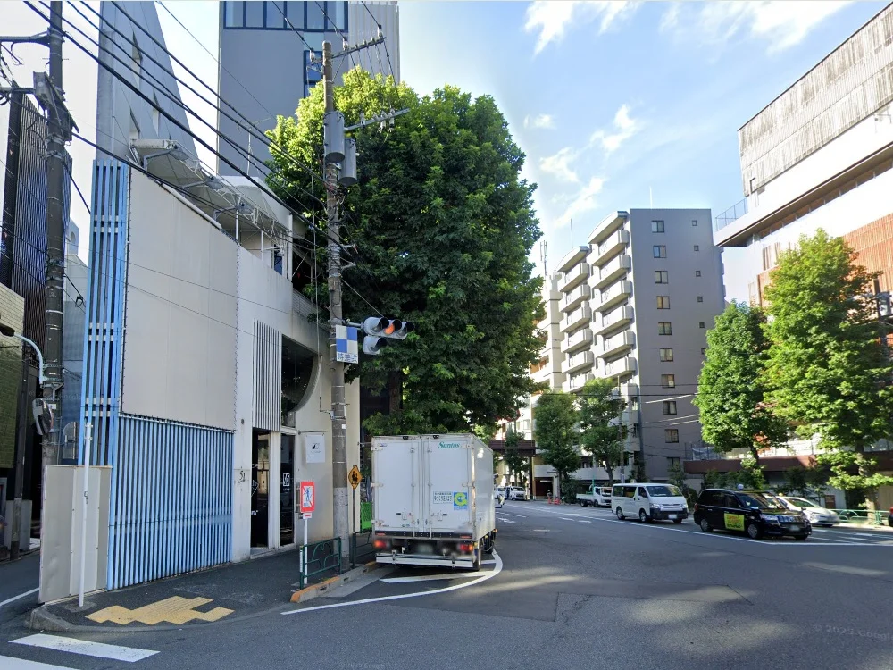 乃木坂の居抜き店舗の外観