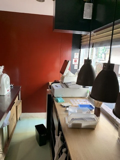 テイクアウトの居抜き物件の内装