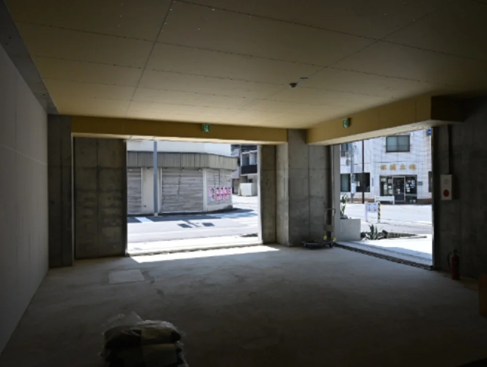 貸店舗(スケルトン)の内装