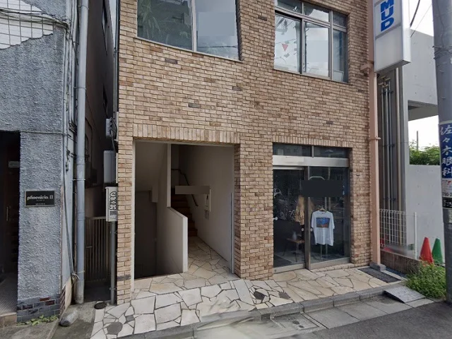 下北沢のスケルトン店舗物件の外観