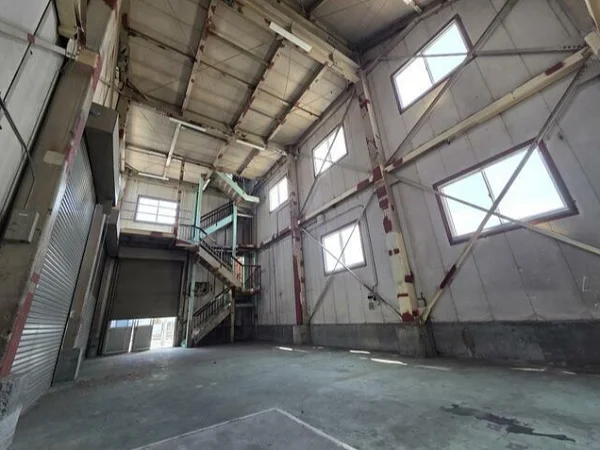 新子安のスケルトン物件の内装