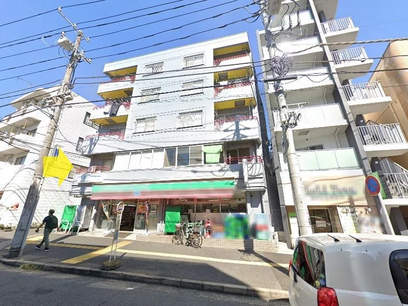 大口のスケルトン店舗物件の外観