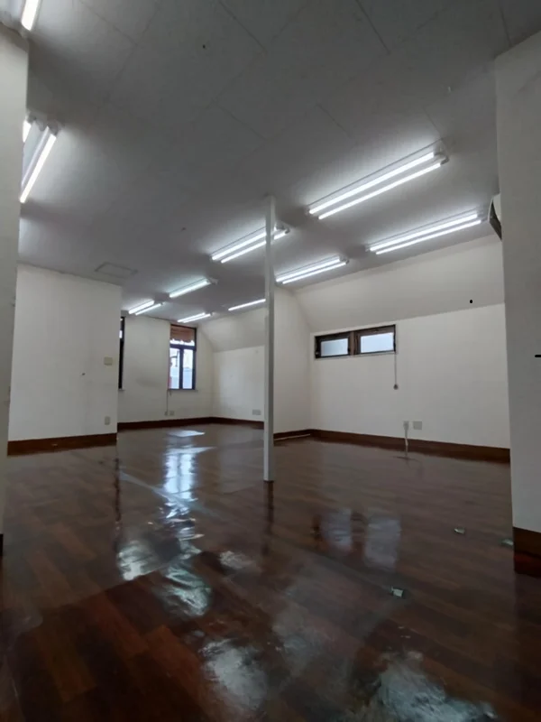 貸店舗(事務所仕様)の内装