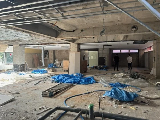 国分寺のスケルトン物件の内装