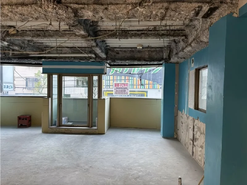 貸店舗(スケルトン)の内装