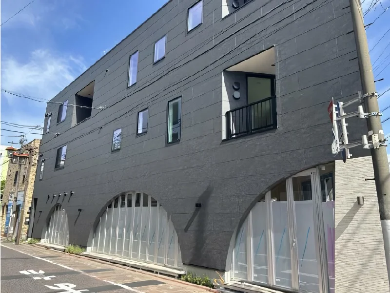 貸店舗(スケルトン)の外観