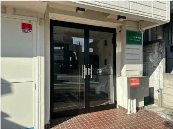 貸店舗(事務所仕様)の外観