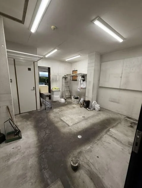 貸店舗(事務所仕様)の内装