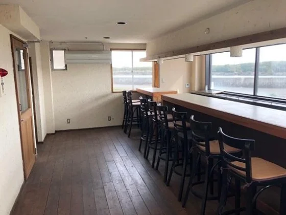 平塚のBAR・ショットバー居抜きの内装