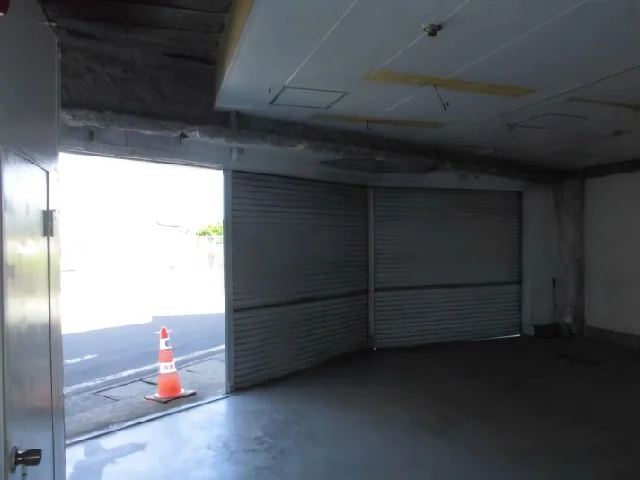 貸店舗(スケルトン)の内装