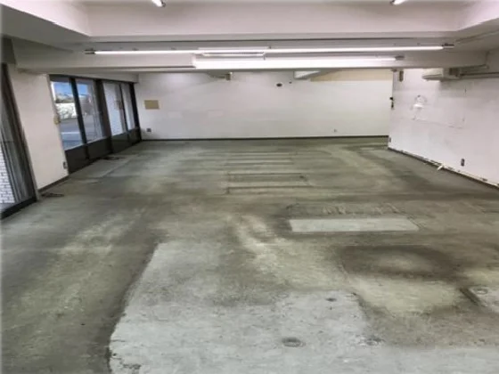 小川の事務所仕様物件の内装