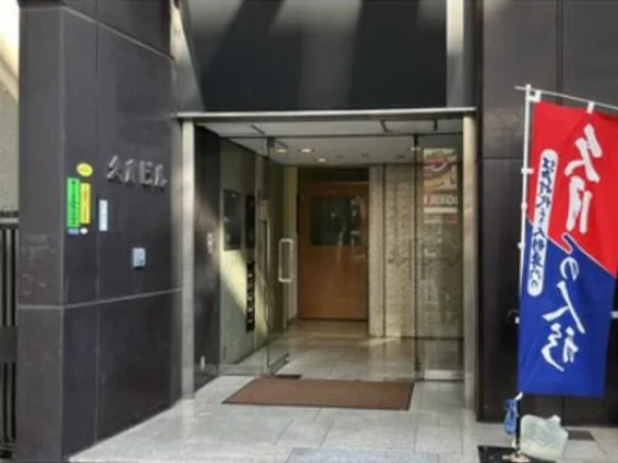 貸店舗(スケルトン)の外観